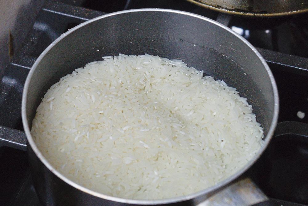 uncooked rice